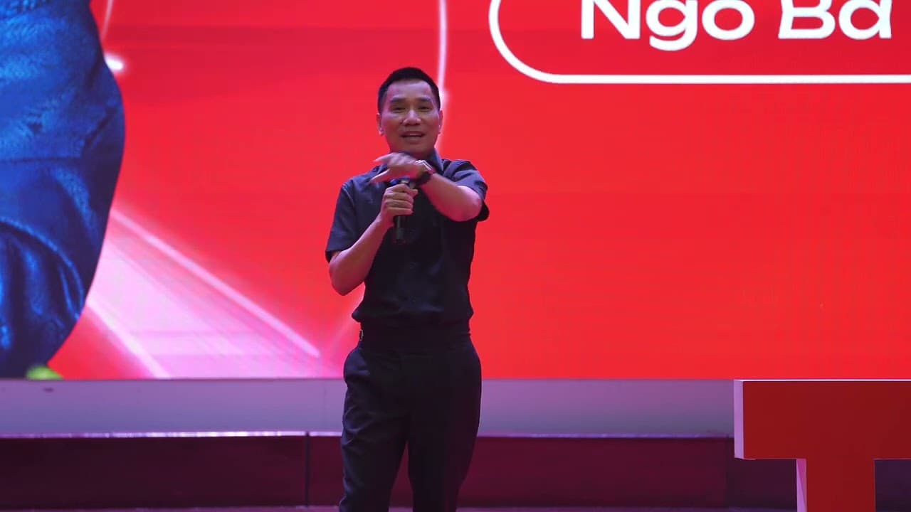 Xây Dựng Hình Ảnh | Ba Luc Ngo | TEDxAJC