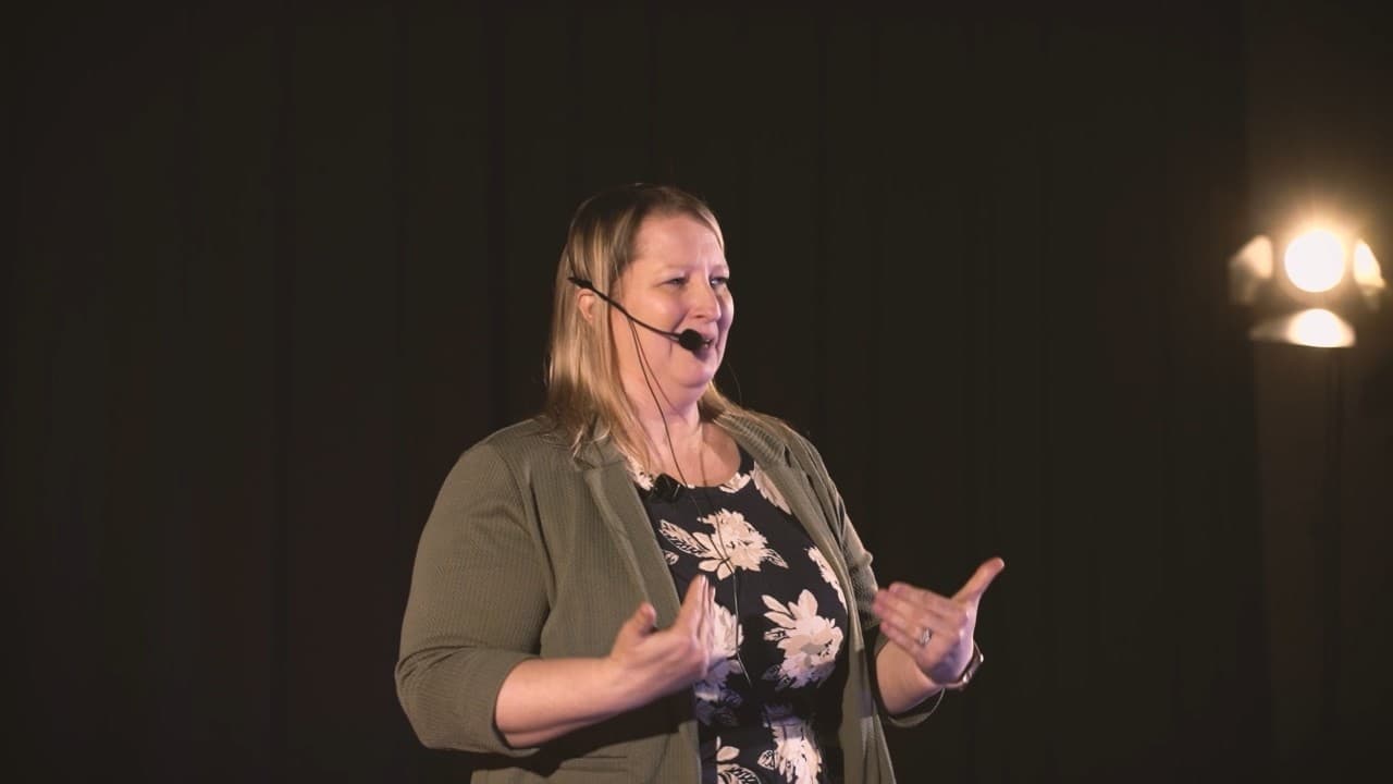 The Art of Becoming a Global Citizen | Erin Bronsink | TEDxLCC University