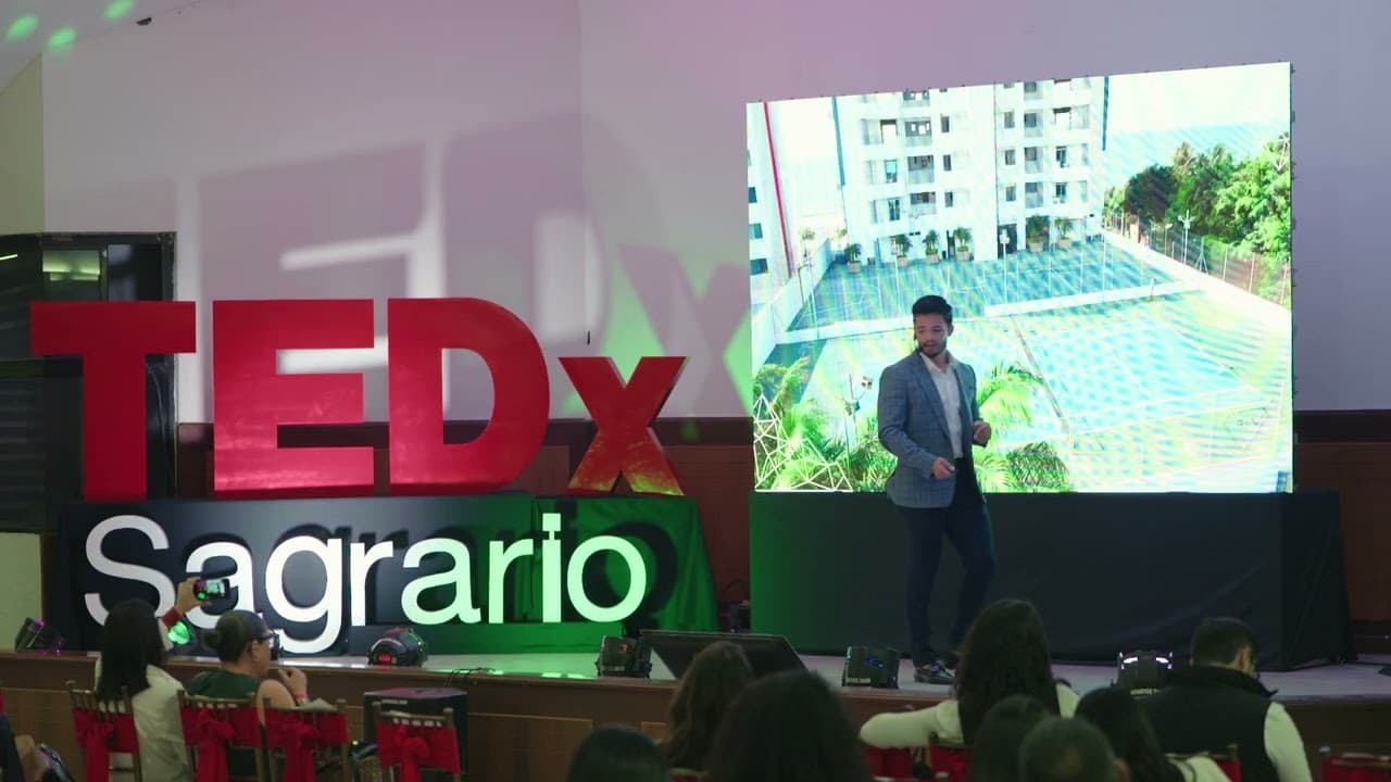 Construyendo hasta el cielo con cimientos de realidad | Emilio Andrade | TEDxSagrario